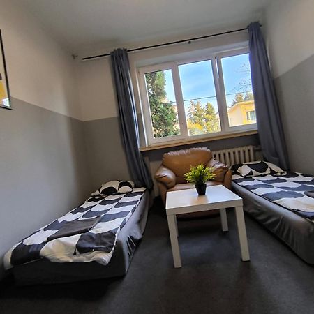 Wilanowska Hostel Варшава Экстерьер фото