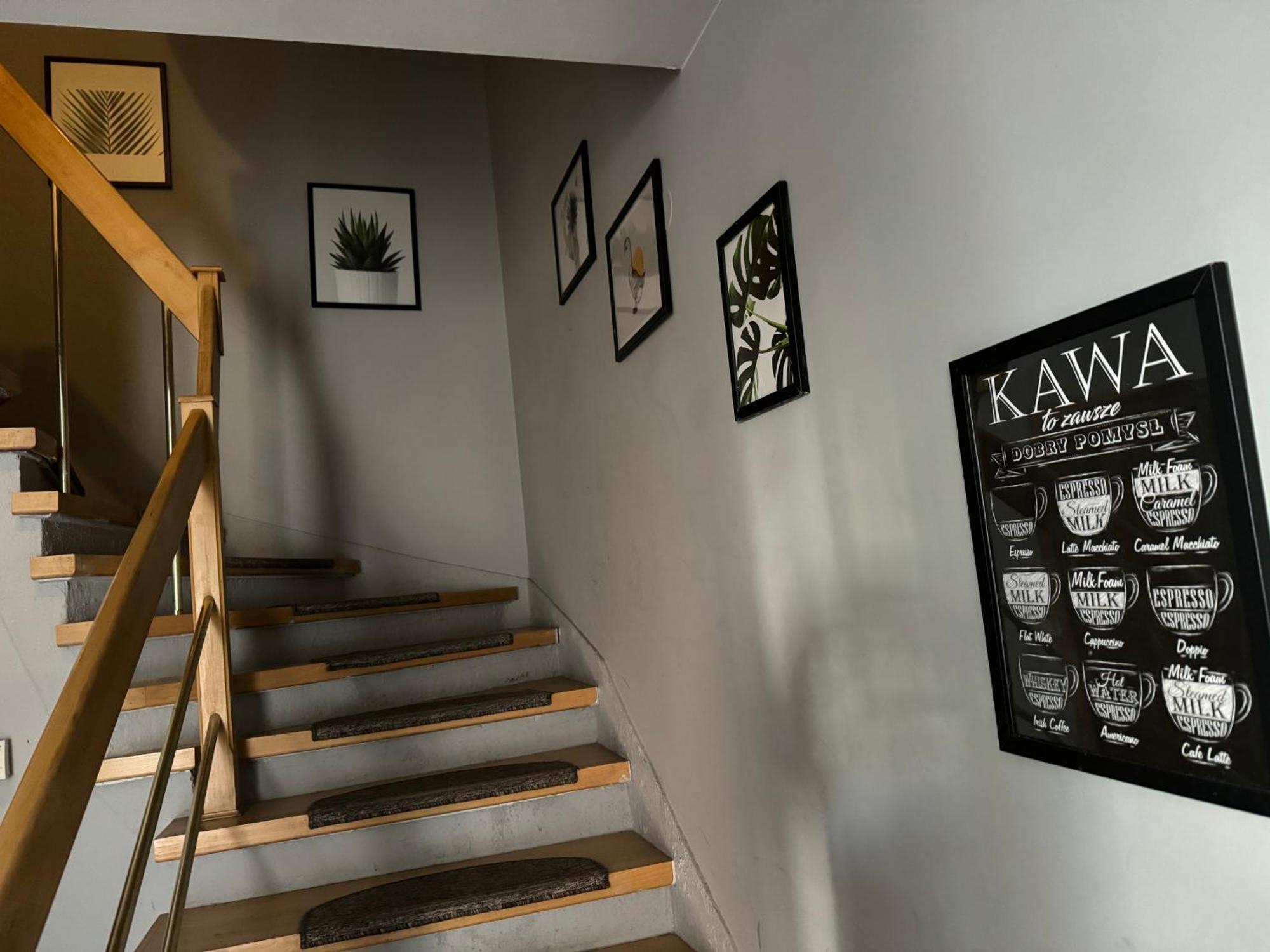 Wilanowska Hostel Варшава Экстерьер фото